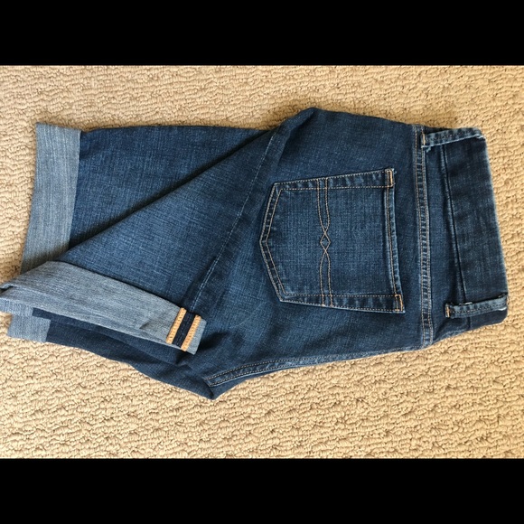Lucky Brand Bermuda Shorts - Picture 1 of 3